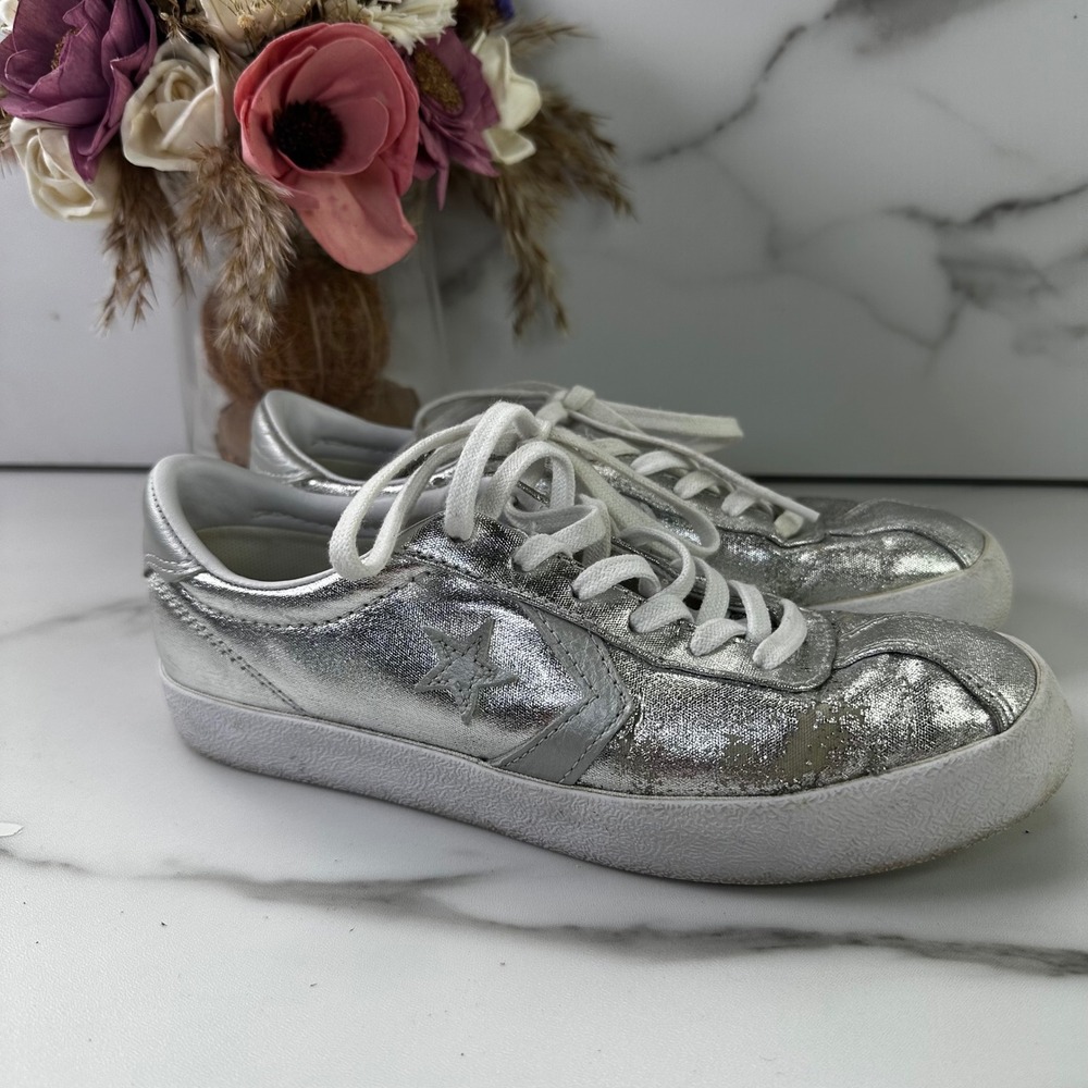 Converse All Star Chuck Taylor Silver Metallic Low Top Sneakers Size 6.5 Comfot‎ - Picture 2 of 12